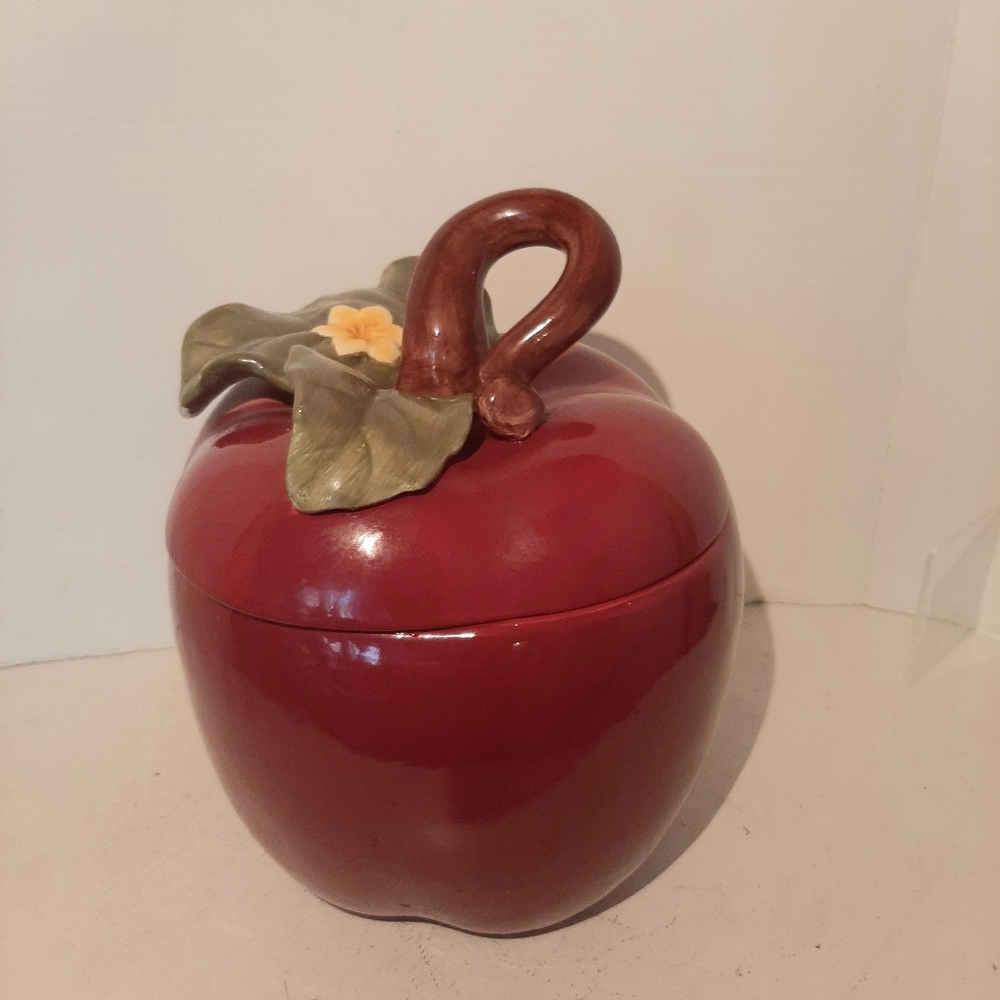 Large Figural Apple-Shaped Ceramic Cookie Jar with Ornate Lid. 10 x 7 in.